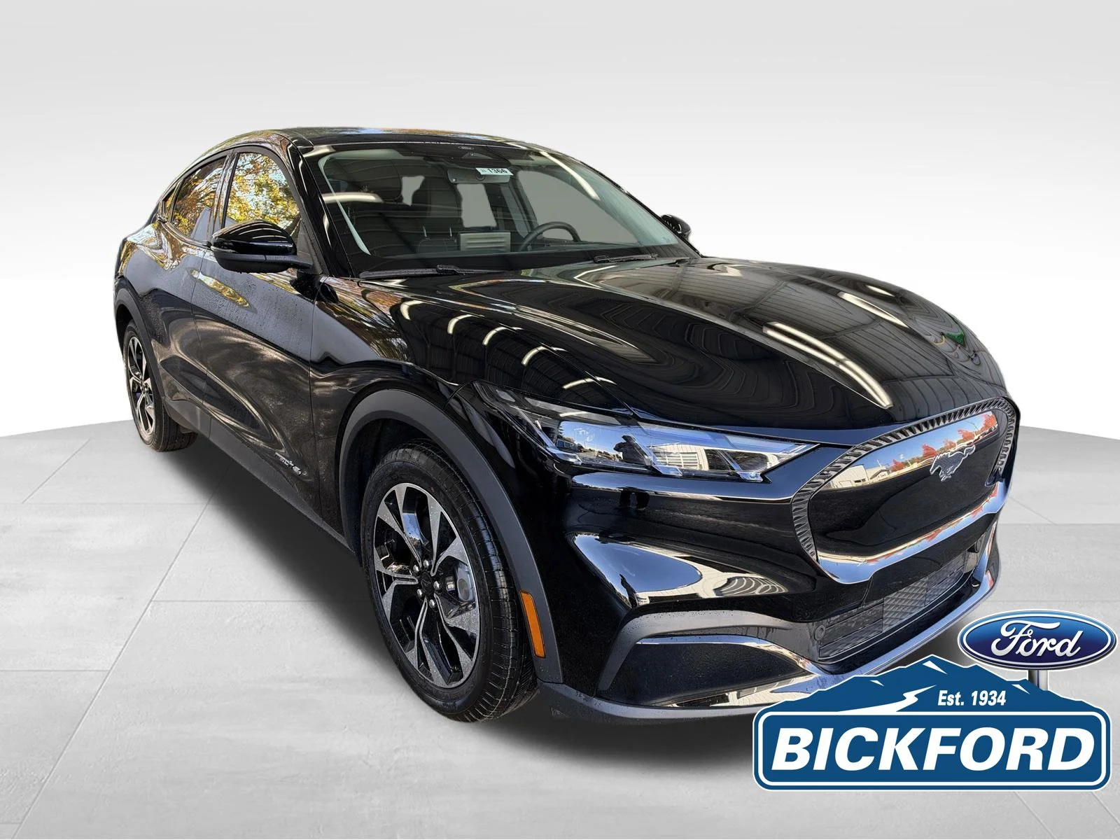 New 2026 Black Ford Select image 3