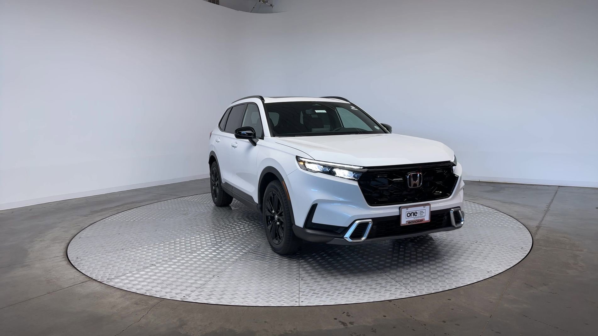 New 2026 Platinum White Pearl Honda Sport Touring image 5
