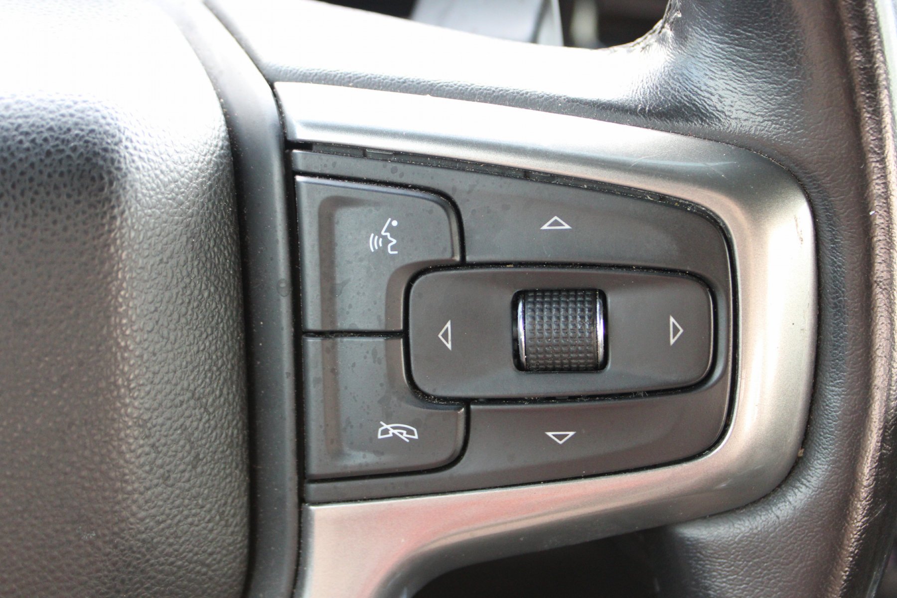 Used 2023 Dark Ash Metallic Chevrolet 4WD Crew Cab 147 LTZ image 10