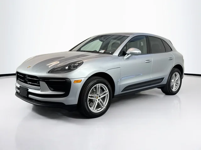 2026 Porsche Macan 