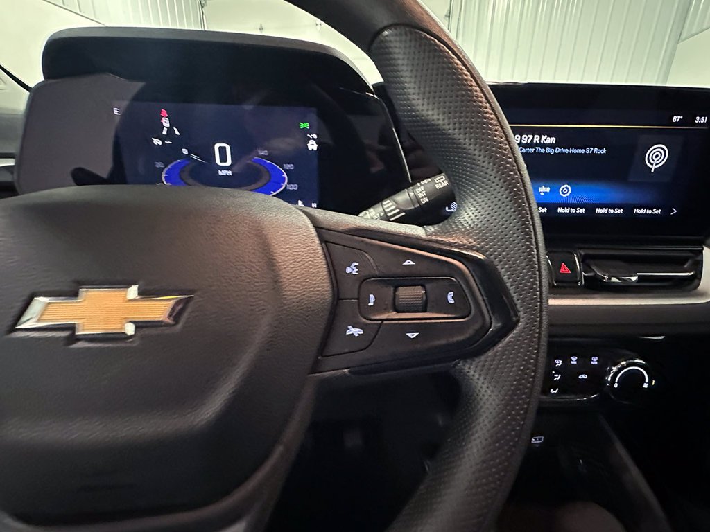 Used 2024 Gray Chevrolet LT image 34