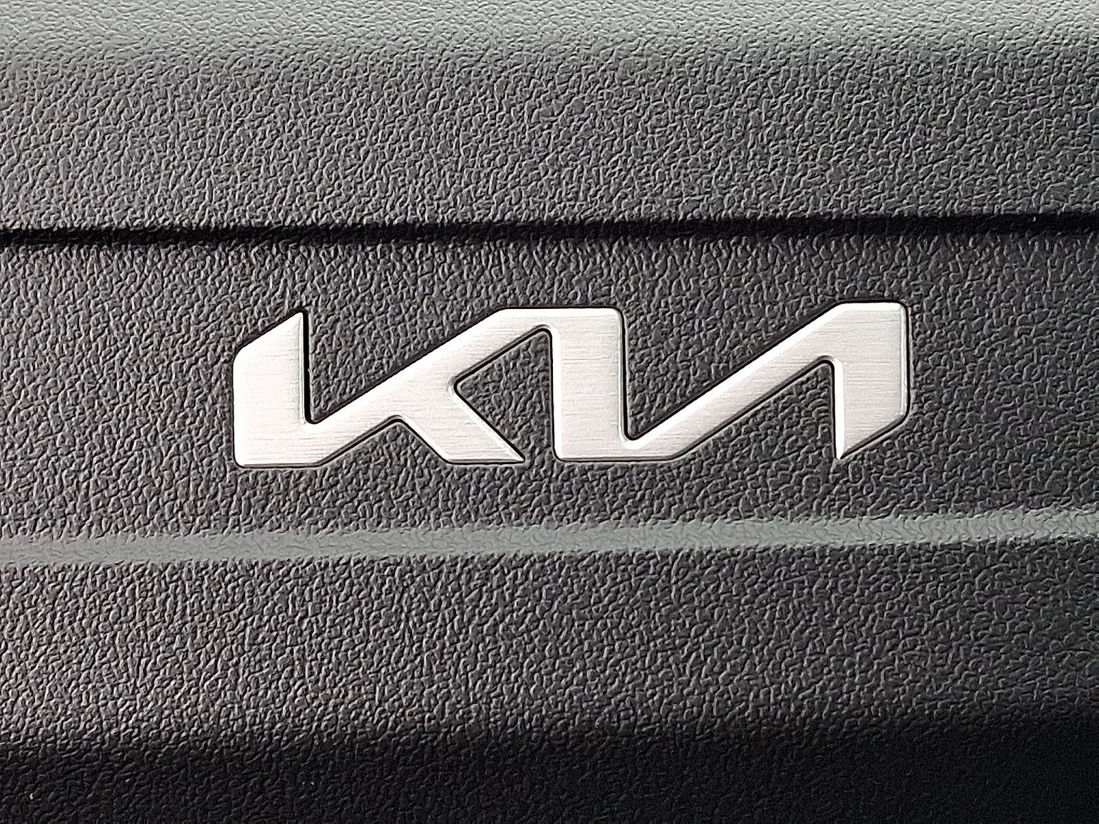 New 2026 Ivory Silver Kia LX image 17