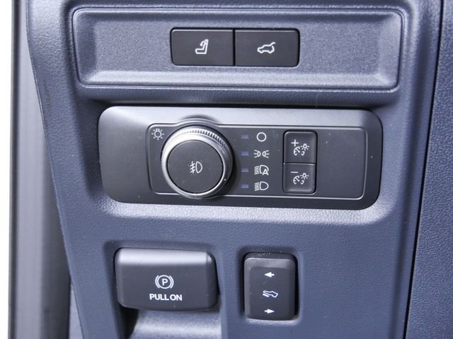 Certified Used 2022 White Ford Limited image 25