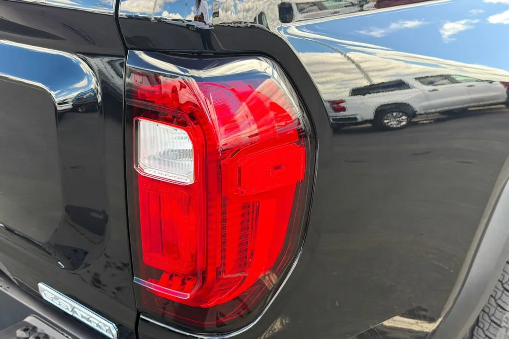 2026 GMC Canyon Elevation - Photo 8