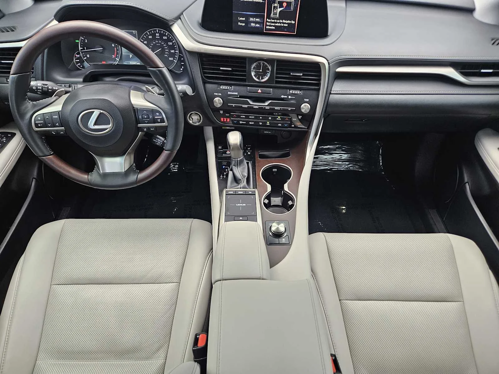Certified Used 2022 NORI GREEN PEARL Lexus  image 21