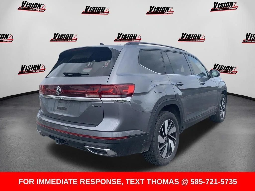 Used 2025 Silver Volkswagen 2.0T SE w/Technology image 3