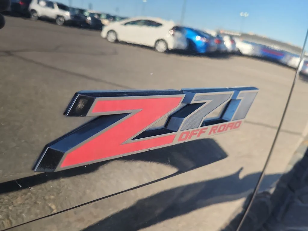 Used 2020 Black Chevrolet LT image 15