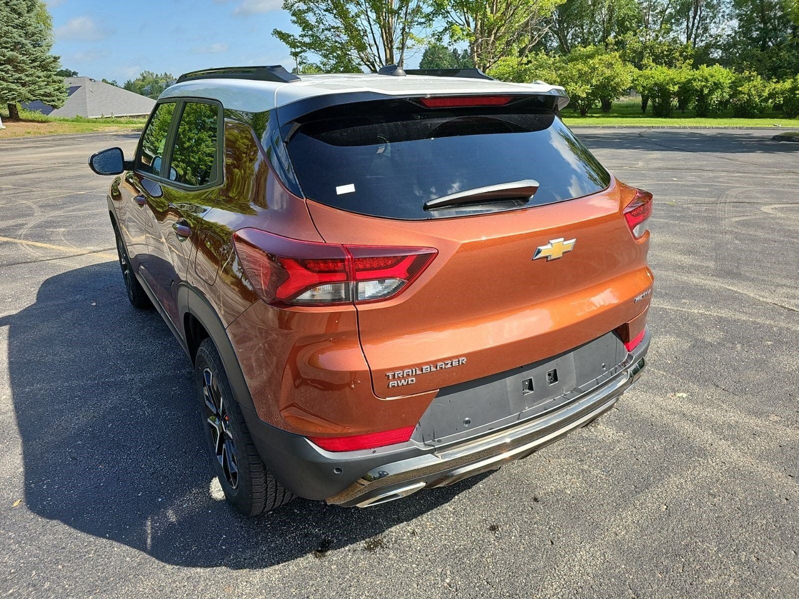 Used 2021 Dark Copper Metallic Chevrolet ACTIV image 3