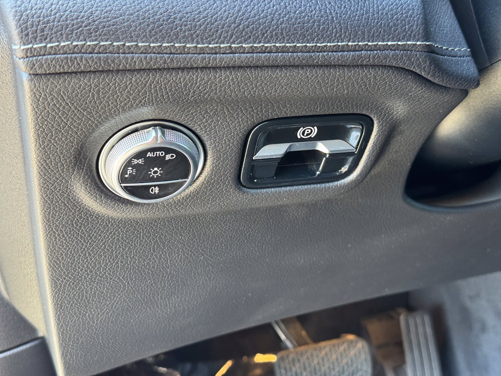 Certified Used 2023 Black Mercedes-Benz 580 image 19