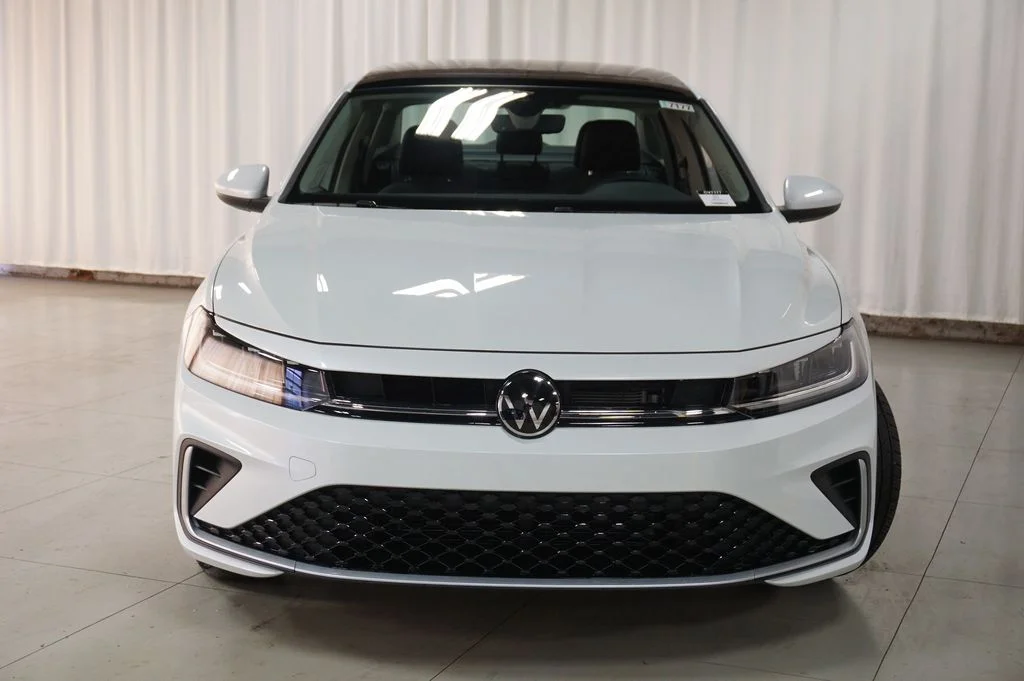 New 2026 White Volkswagen 1.5T SE image 5
