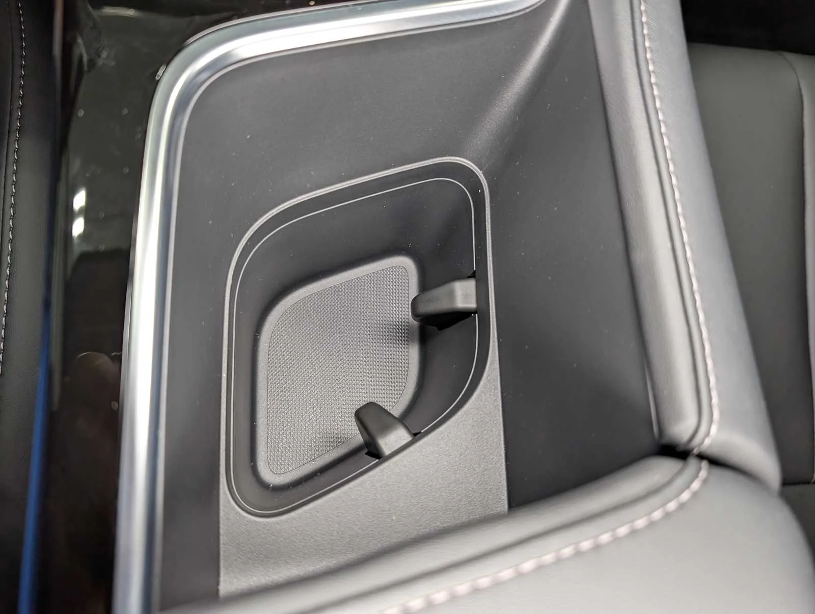 Used 2025 Urban Gray Pearl Acura  image 24