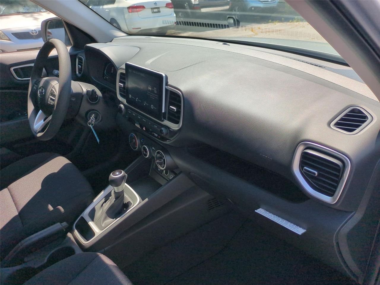 New 2026 Shimmering Silver Hyundai SE image 34