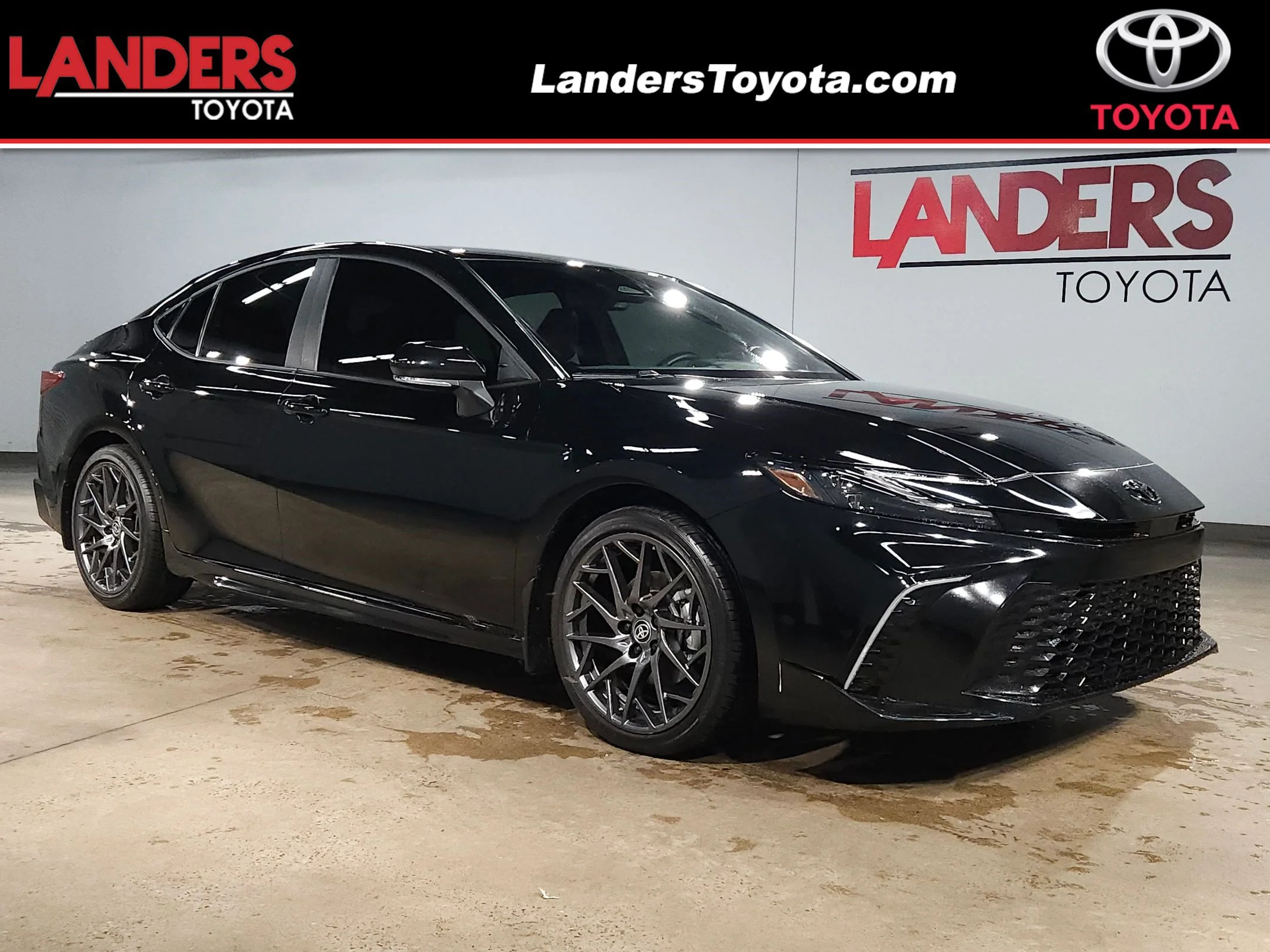 Used 2025 MIDNIGHT BLACK Toyota SE image 1