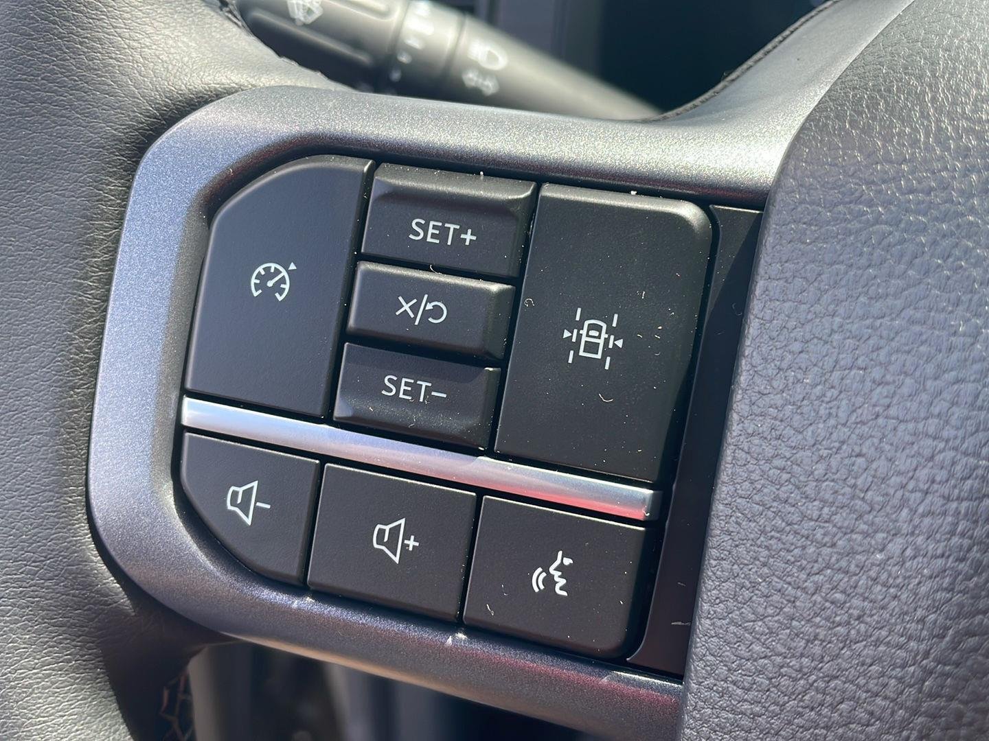 New 2026 Marsh Gray Ford XLT image 16
