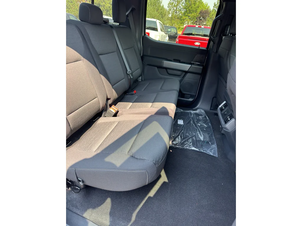 New 2026 Avalanche Ford XLT image 11