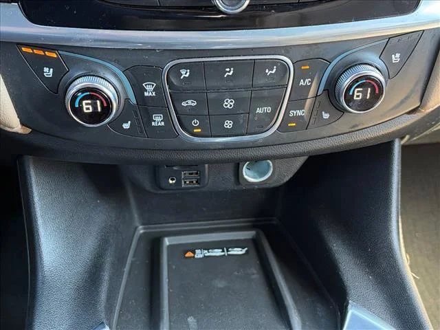 2023 Chevrolet Traverse Premier - Photo 32