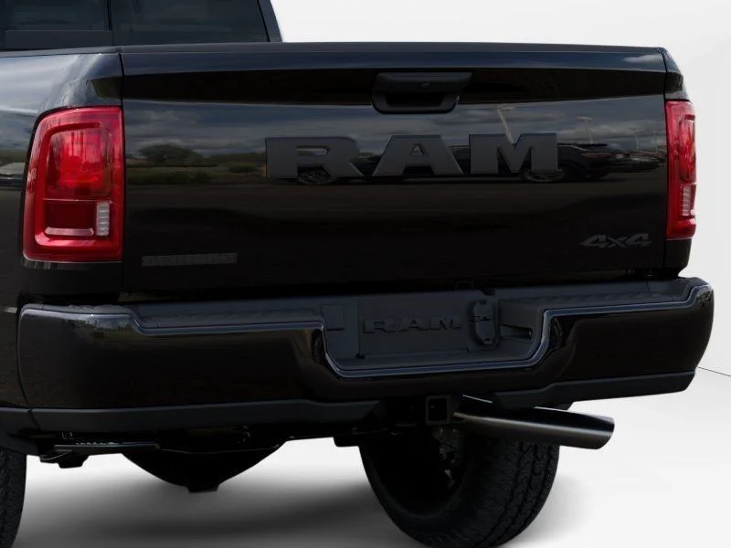 New 2026 Diamond Black Crystal Pearl-Coat Exterior Paint RAM Big Horn image 9