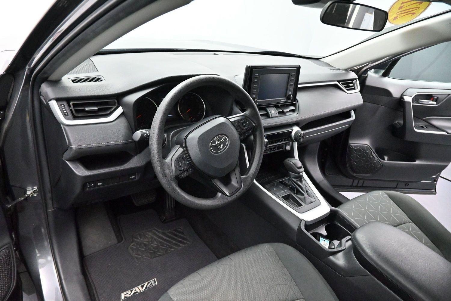 Used 2021 Magnetic Gray Metallic Toyota XLE image 14