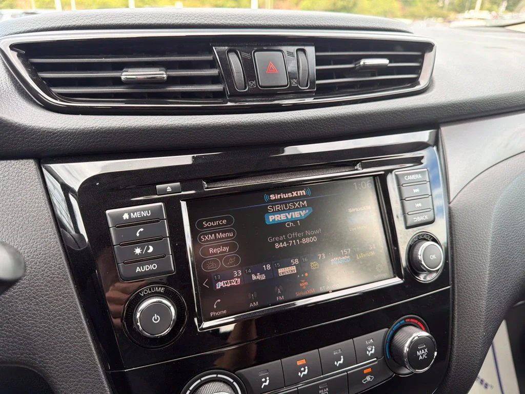 Used 2021 Black Nissan S image 21