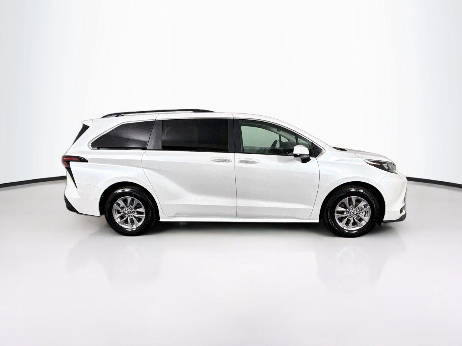 Certified Used 2026 Wind Chill Pearl Toyota XLE image 11