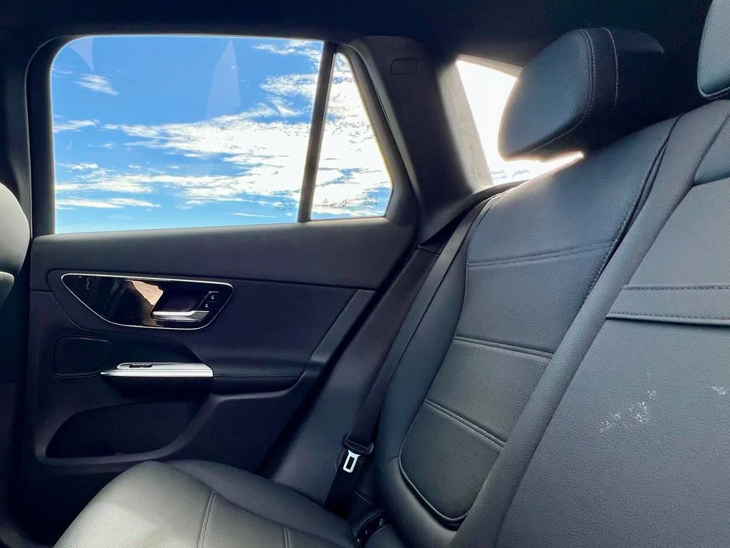 Certified Used 2026  Mercedes-Benz GLC 300 image 17