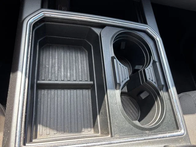 Used 2020 Black Ford XLT image 35