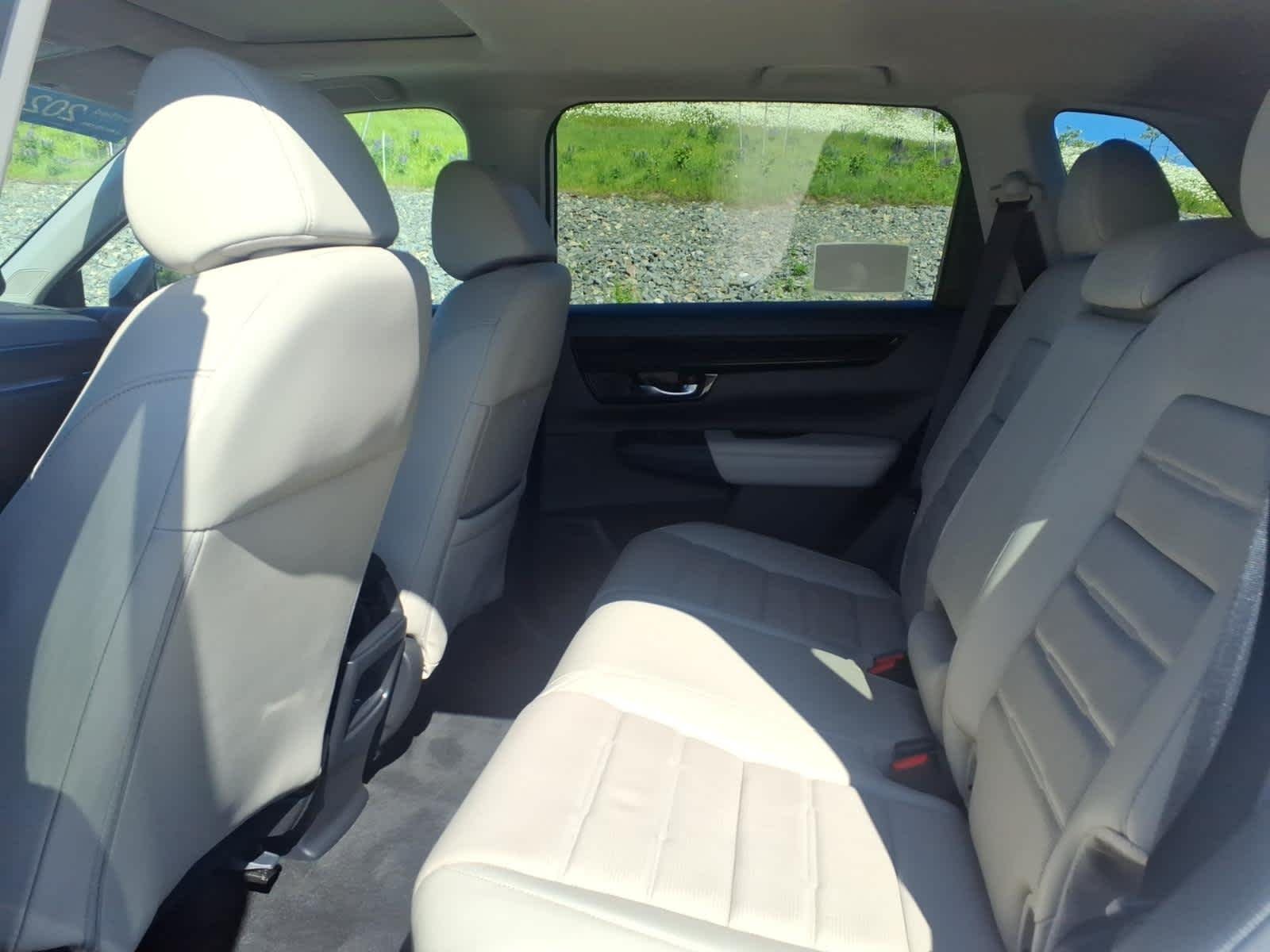 Certified Used 2024 Platinum White Pearl Honda EX-L image 14
