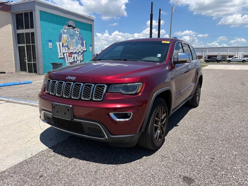 Used 2017 Red Jeep Limited image 7