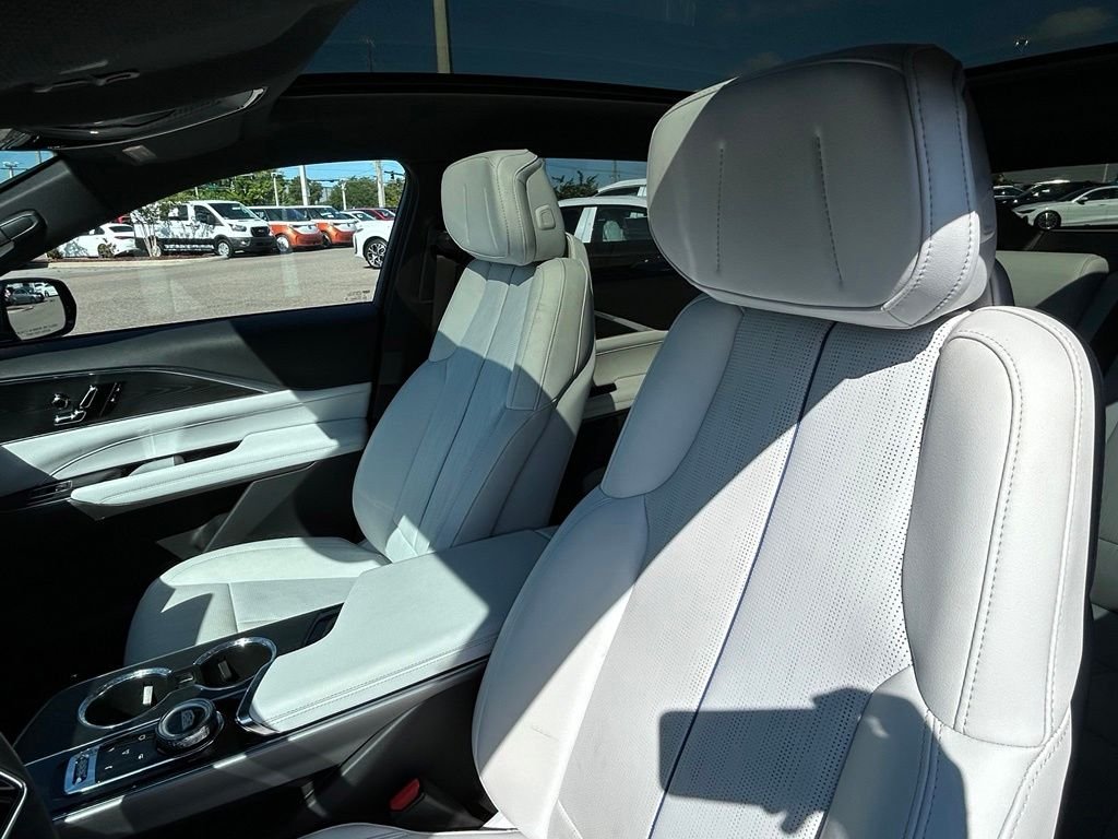 Used 2024 Blue Cadillac Luxury image 19