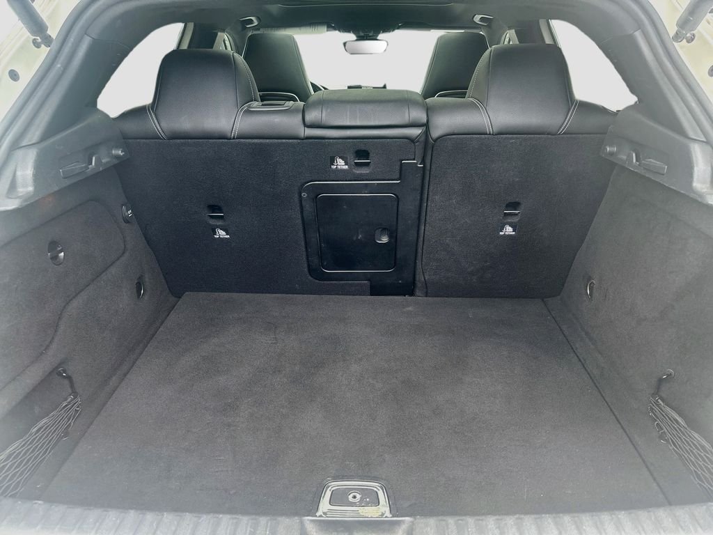 Used 2018  Mercedes-Benz GLA 250 image 10