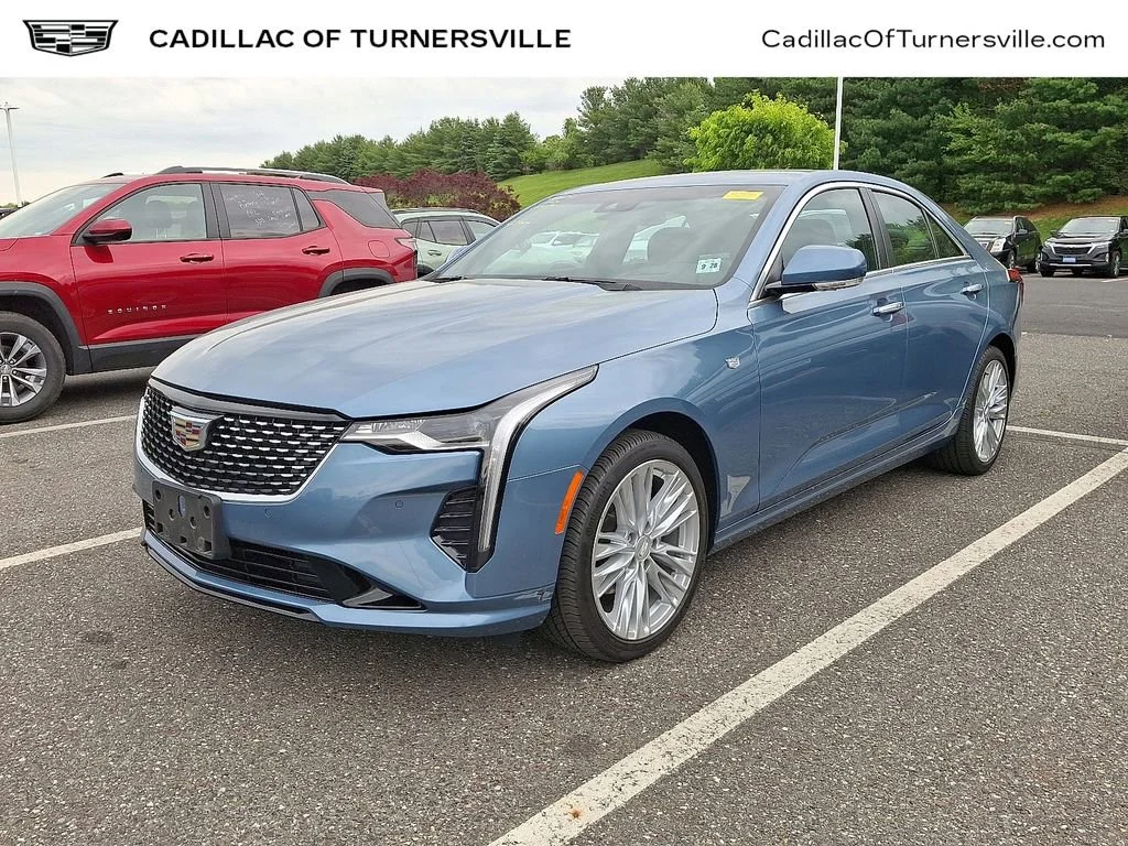 2023 Cadillac CT4