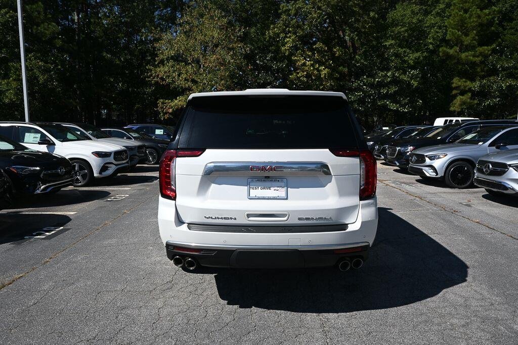 Used 2021 White Frost Tricoat GMC Denali image 24