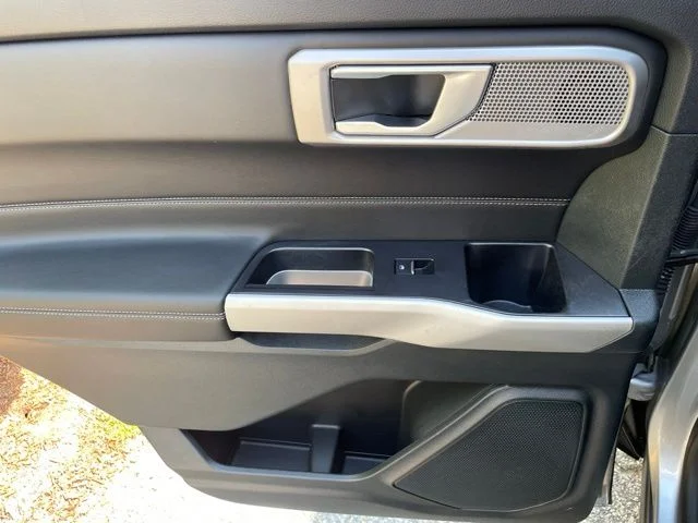 Used 2024 Silver Ford XLT image 50