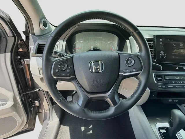 Used 2019 Gray Honda EX-L image 38