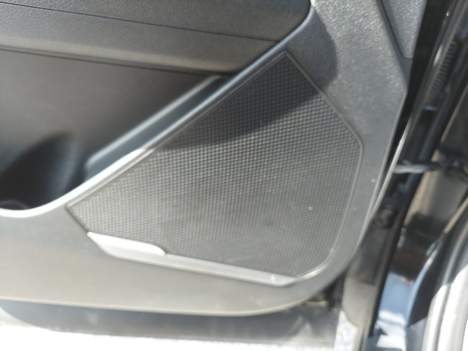 Used 2025 Ebony Black Kia EX image 26