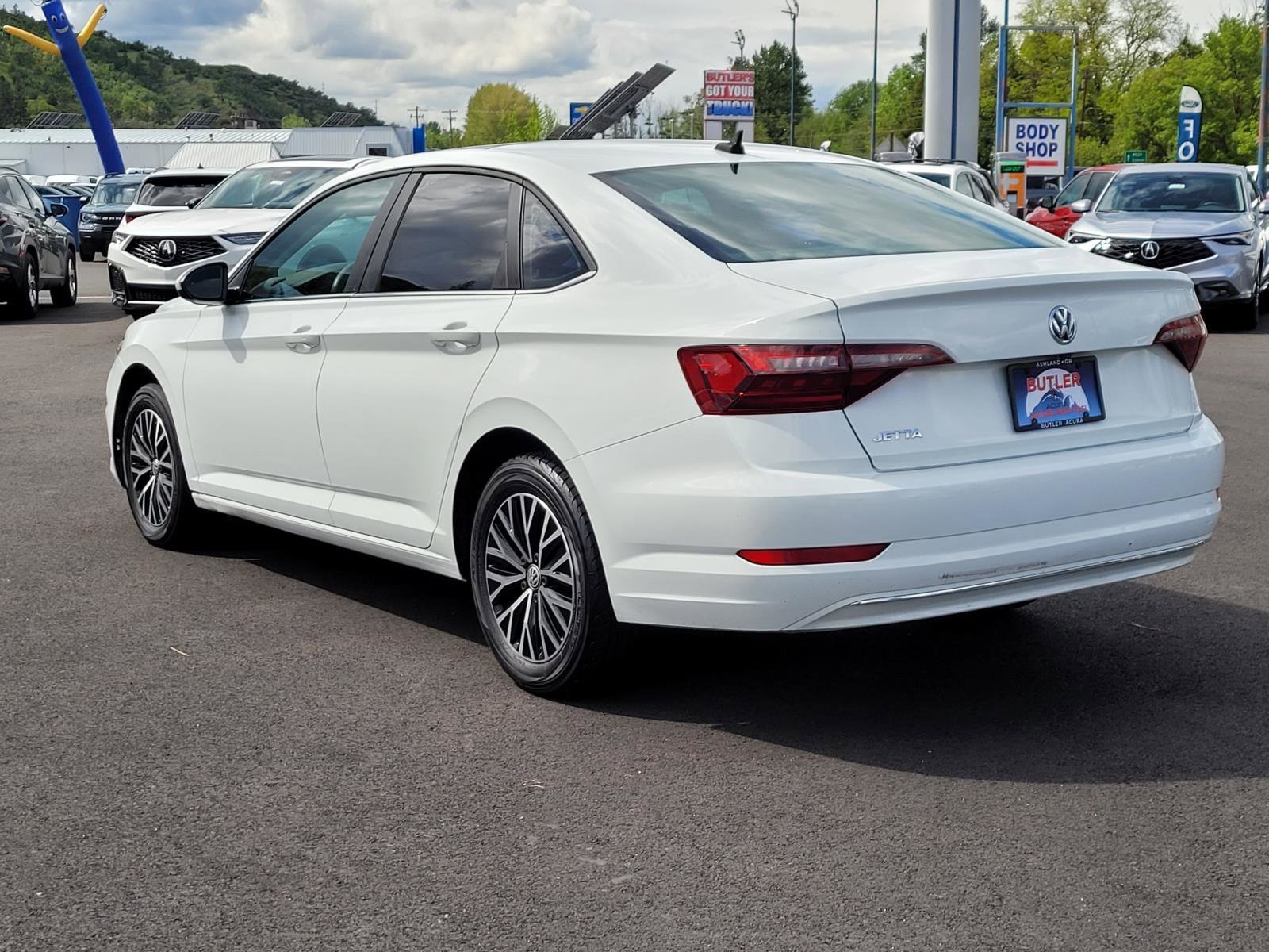 Used 2021 Pure White Volkswagen R-Line image 7