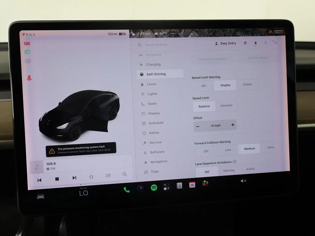 Used 2021 Black Tesla Long Range image 52