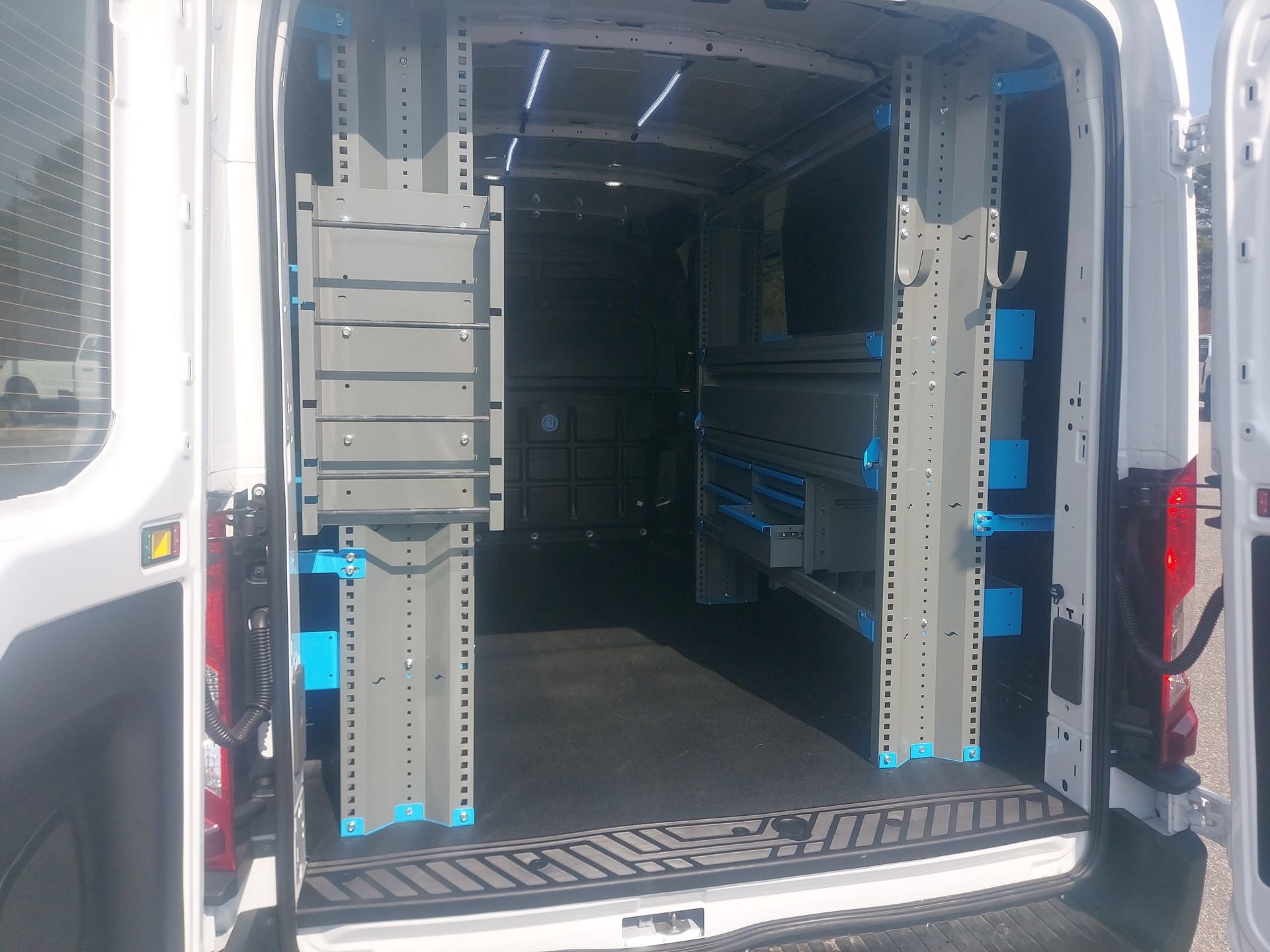 New 2026 Oxford White Ford Cargo Van image 3