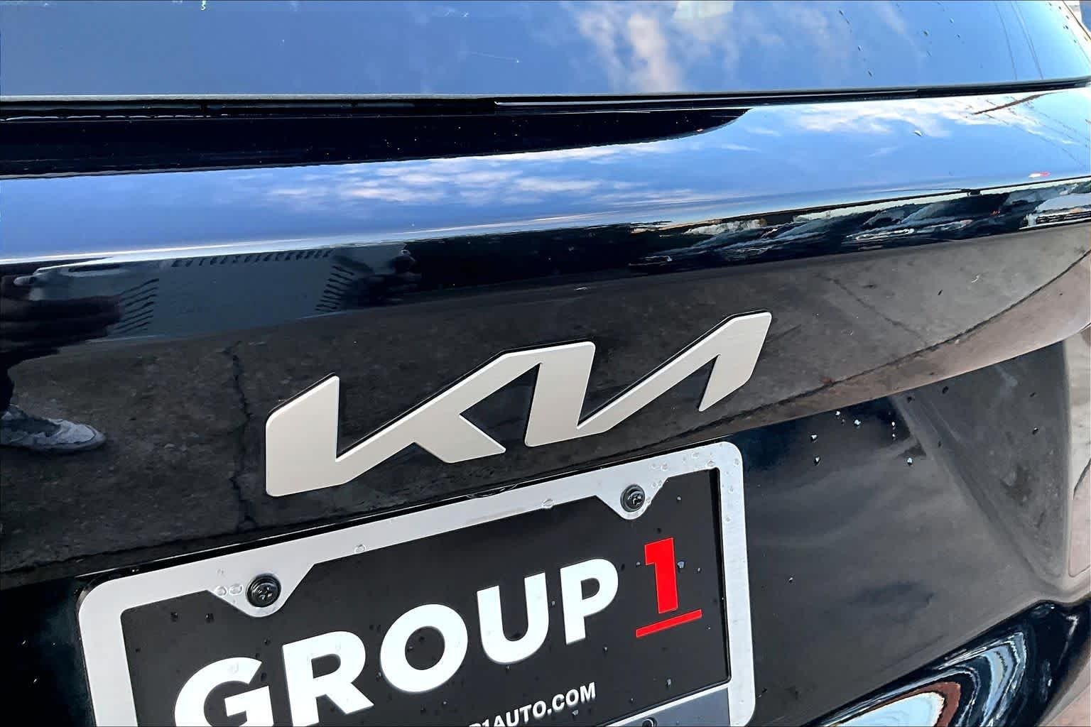 Certified Used 2022 BLACK Kia S image 10