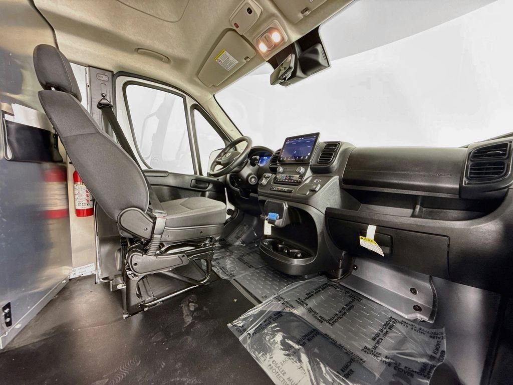 Used 2024 White Ram Super High Roof image 27