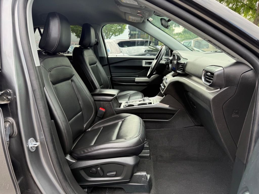 Used 2023 Carbonized Gray Metallic Ford XLT image 29