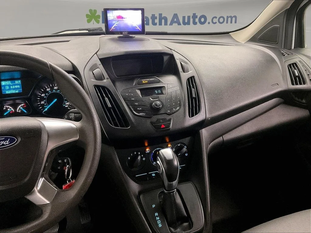 Used 2017 White Ford XL image 9