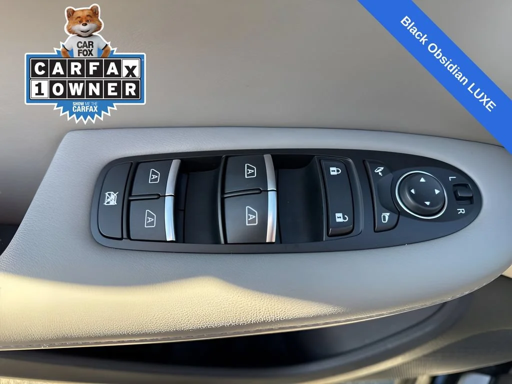 Used 2024 Black INFINITI LUXE image 33