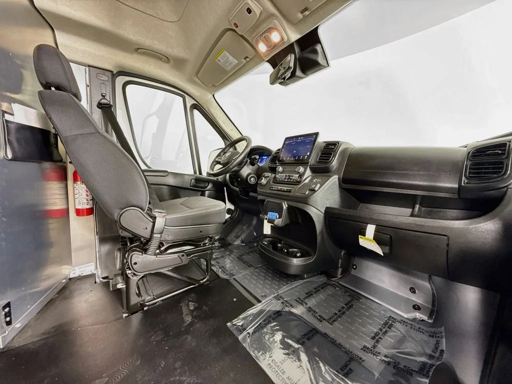 Used 2024 White Ram Super High Roof image 27