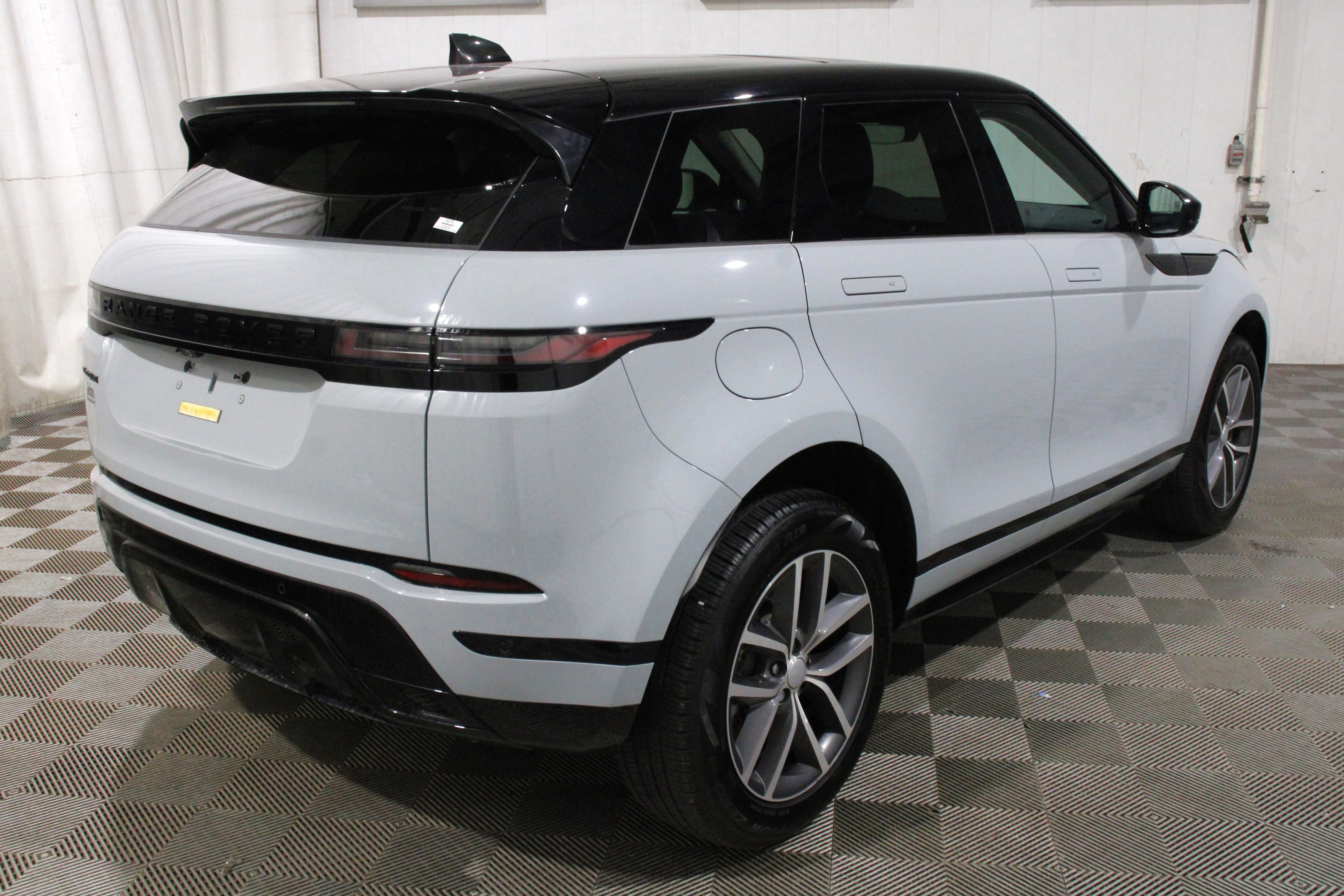 2024 Land Rover Range Rover Evoque Dynamic SE - Photo 26