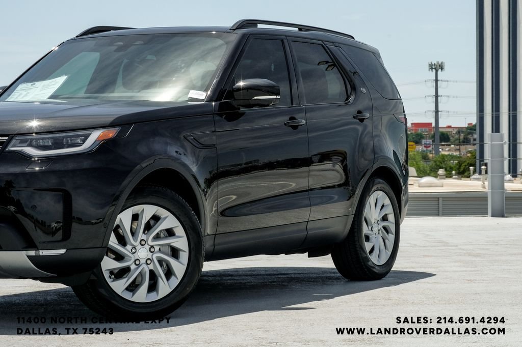 Used 2025 Black Land Rover S image 4