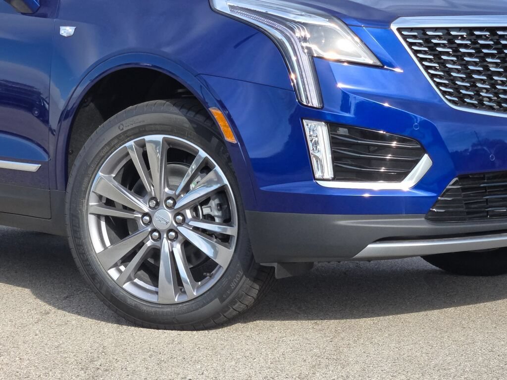 New 2025 Opulent Blue Metallic Cadillac Premium Luxury image 3