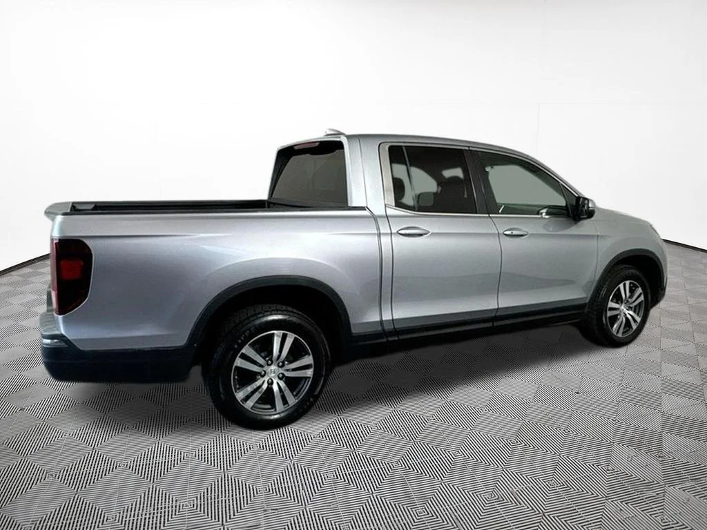2017 Honda Ridgeline RTS - Photo 11