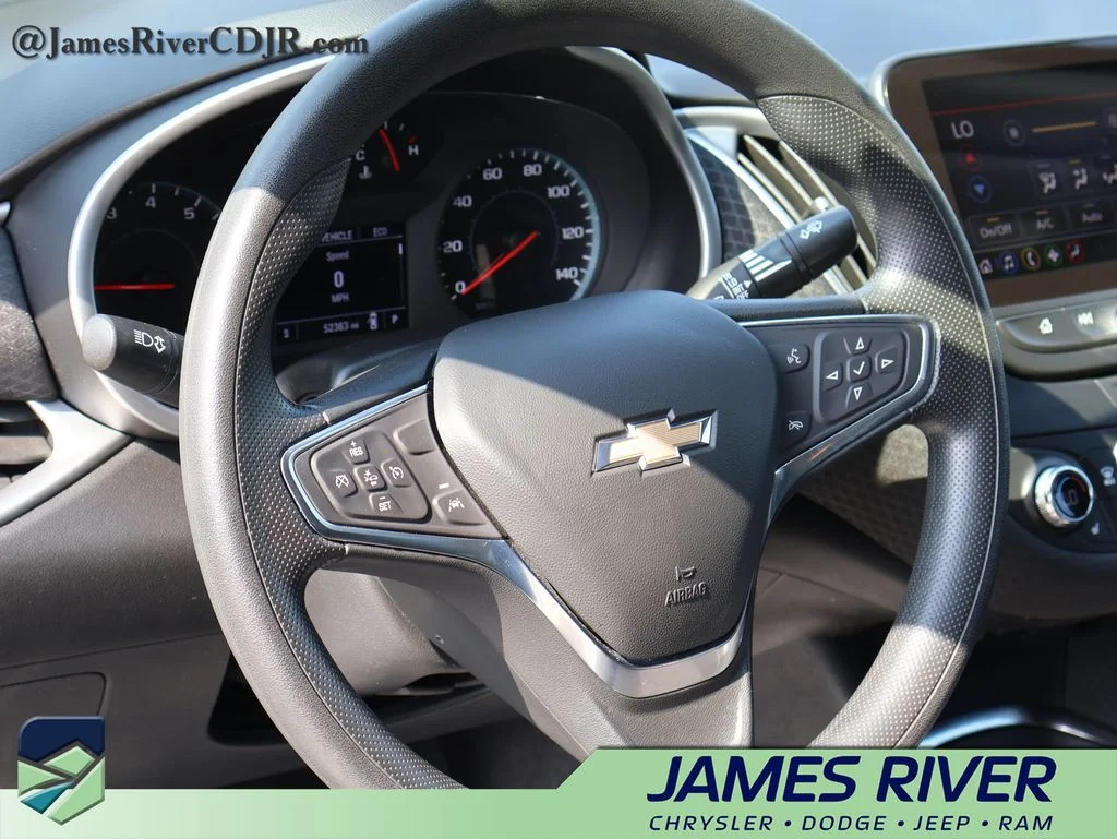 Used 2024 White Chevrolet LT image 24