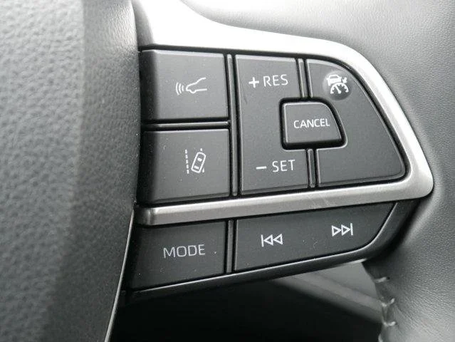 Used 2024  Toyota  image 26